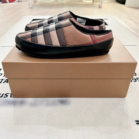 BURBERRY Brown & Beige Northaven Nova Check Slippers - Picture 7 of 13